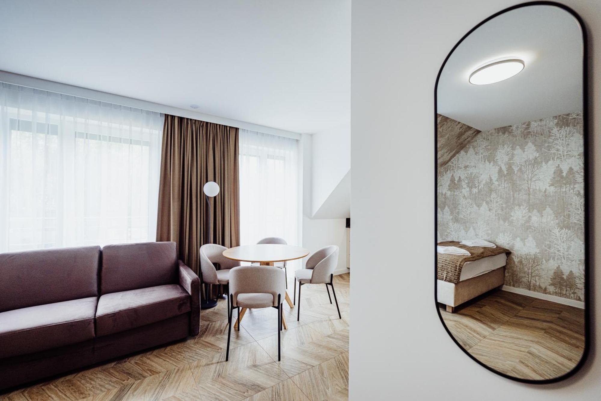 Cristalview Stay&Relax - Luksusowe Apartamenty- Zewnetrzne Jacuzzi- Przyjazne Dla Rodzin - Zwierzeta Akceptowane Подґужин Екстер'єр фото